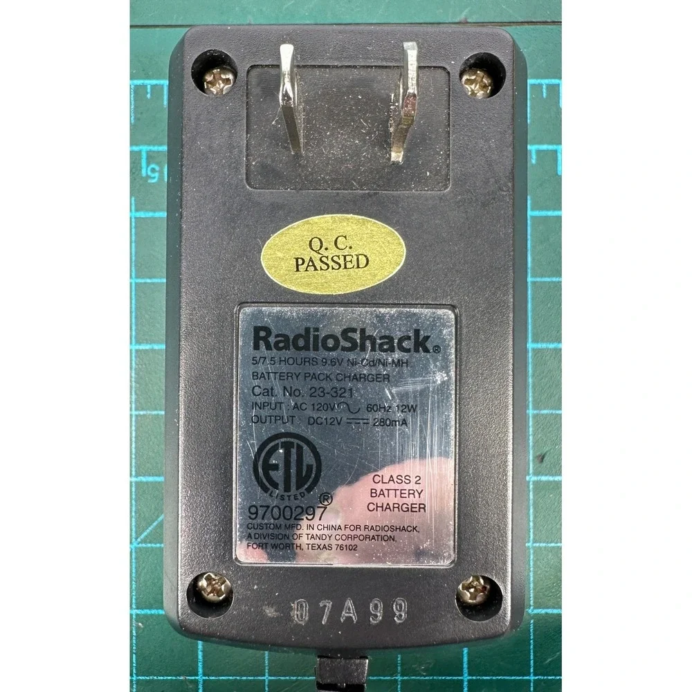 Vintage RadioShack 5 Hour Charger for 9.6V Ni-MH Ni-Cd RC Battery Tamiya Plug